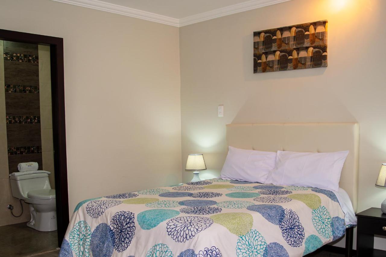 Illari Hotel Riobamba Zewnętrze zdjęcie