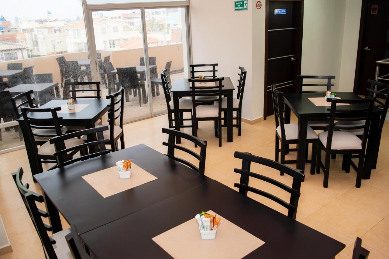 Illari Hotel Riobamba Zewnętrze zdjęcie