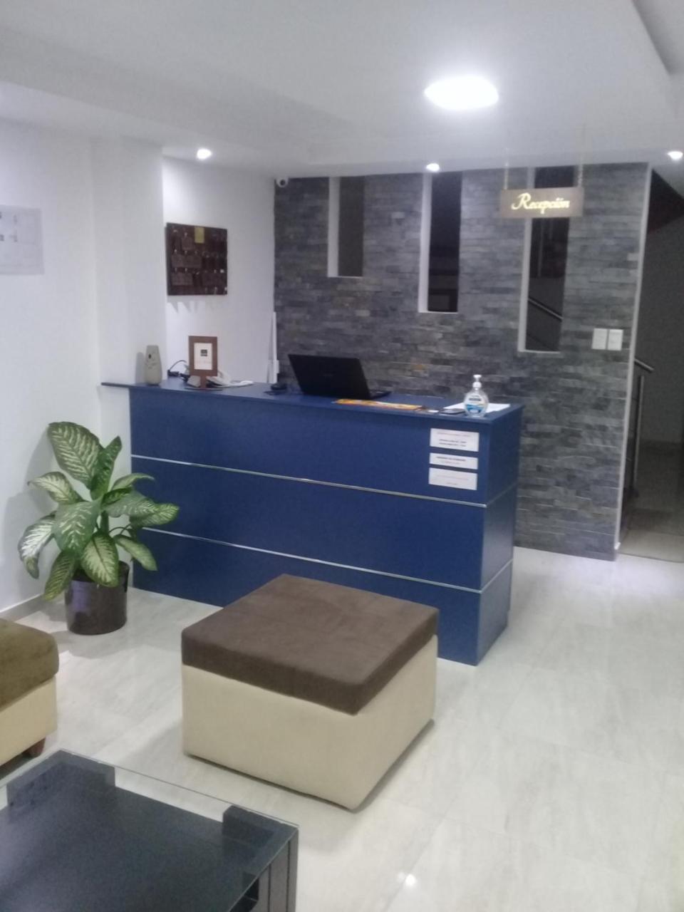 Illari Hotel Riobamba Zewnętrze zdjęcie
